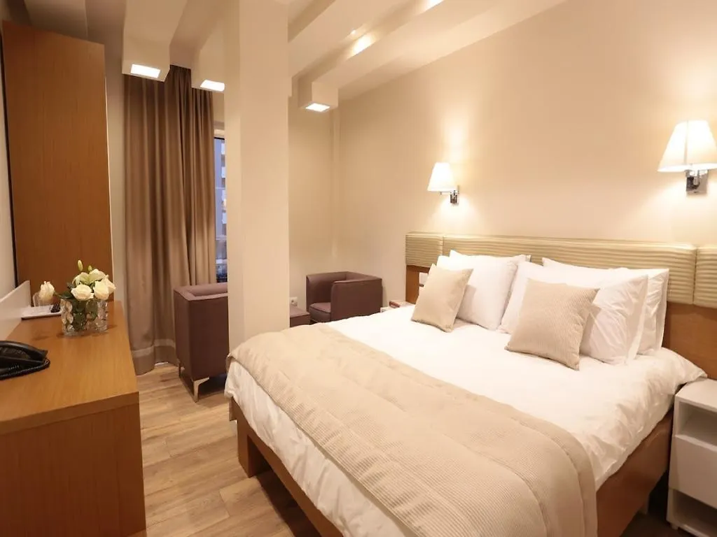 Hotel Queen Selitë e Vogël